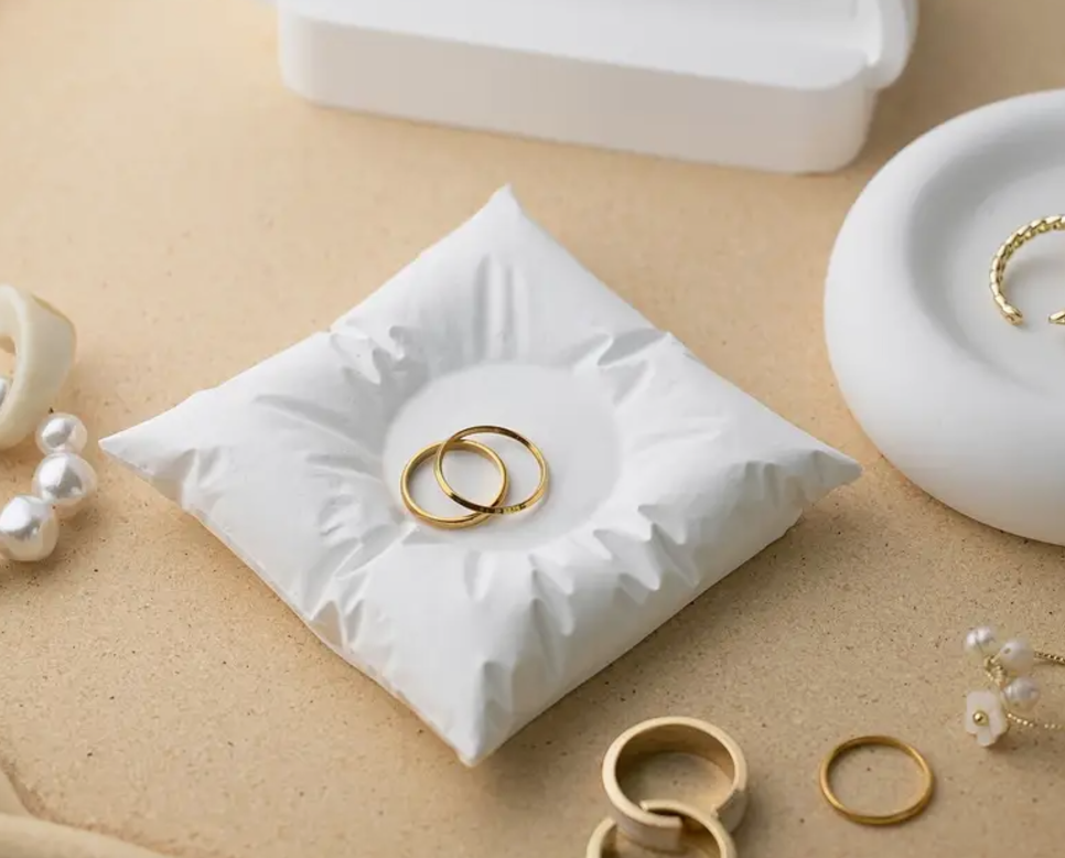 PLATO JOYERO FORMA DE ALMOHADA CERAMICA